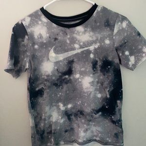 Nike athletic tee size large